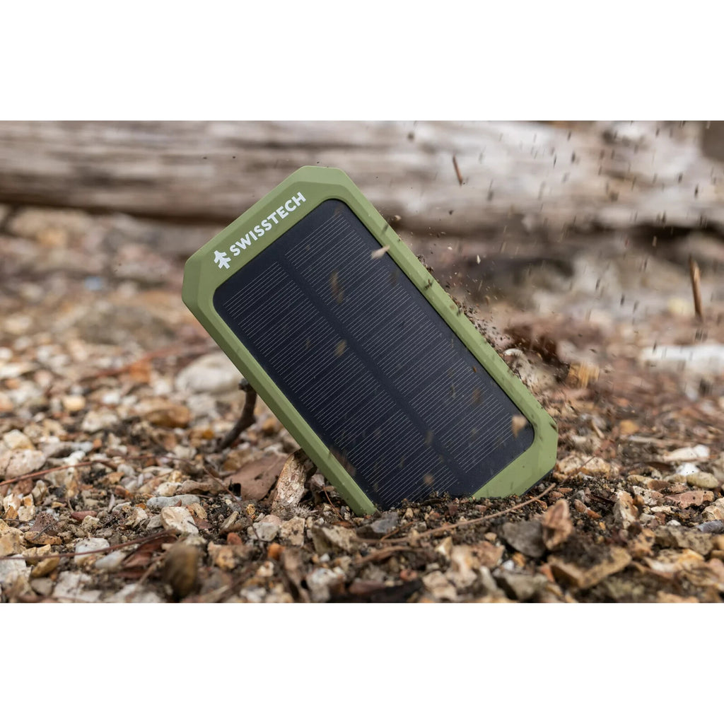 Swiss Tech 20000 Mah SOLAR PORTABLE POWER BANK / WIRELESS CHARGER WEATHER PROOF