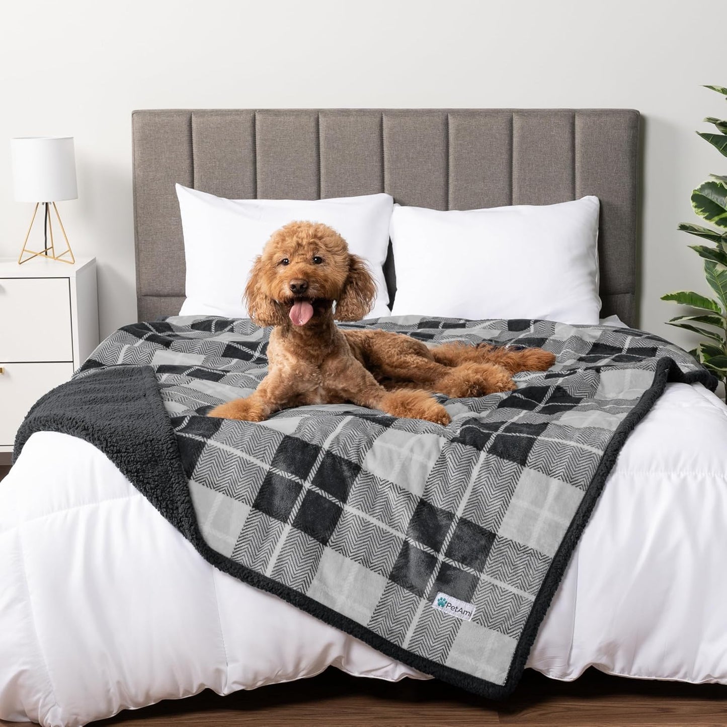 Waterproof Dog Blanket for Small Medium Dog Puppy Cat Throw for Couch Cover Leakproof Protection, Sherpa Fleece, Reversible Soft Washable 29X40 Plaid Navy Blue